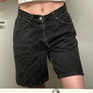Vintage 90s Levi’s orange tab 950 faded black Jean shorts
